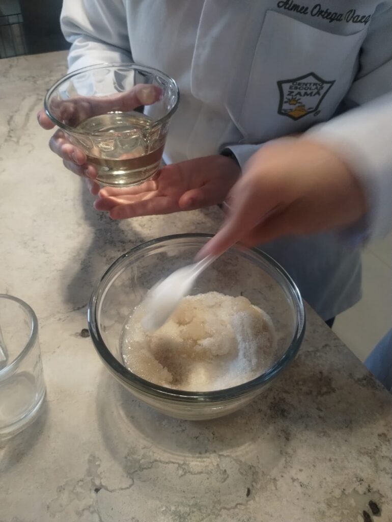 agregando aceite de coco