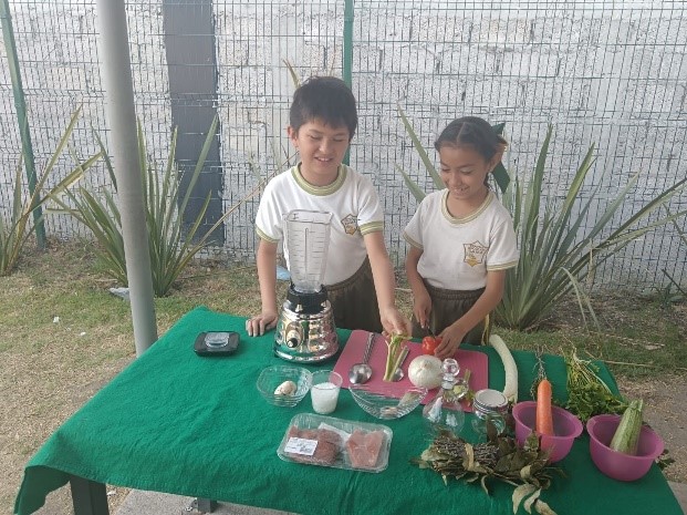 IMAGEN-5.-Realizando-el-sazonador